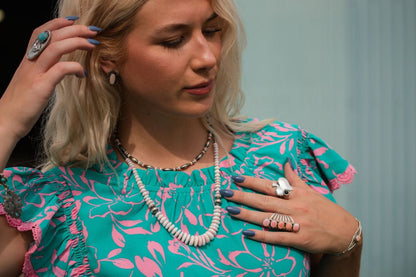 Pink Conch Graduated Necklace - 22 inch
